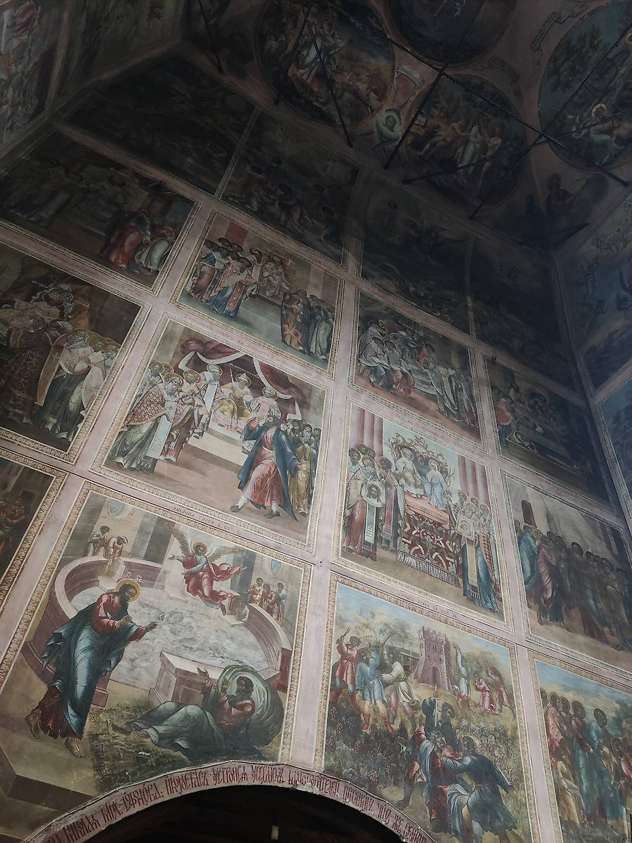 Росписи восточной стены основного объёма., интерьер и убранство. Кафедральный собор Воздвижения Креста Господня, Палех (Палехский район, Ивановская область)