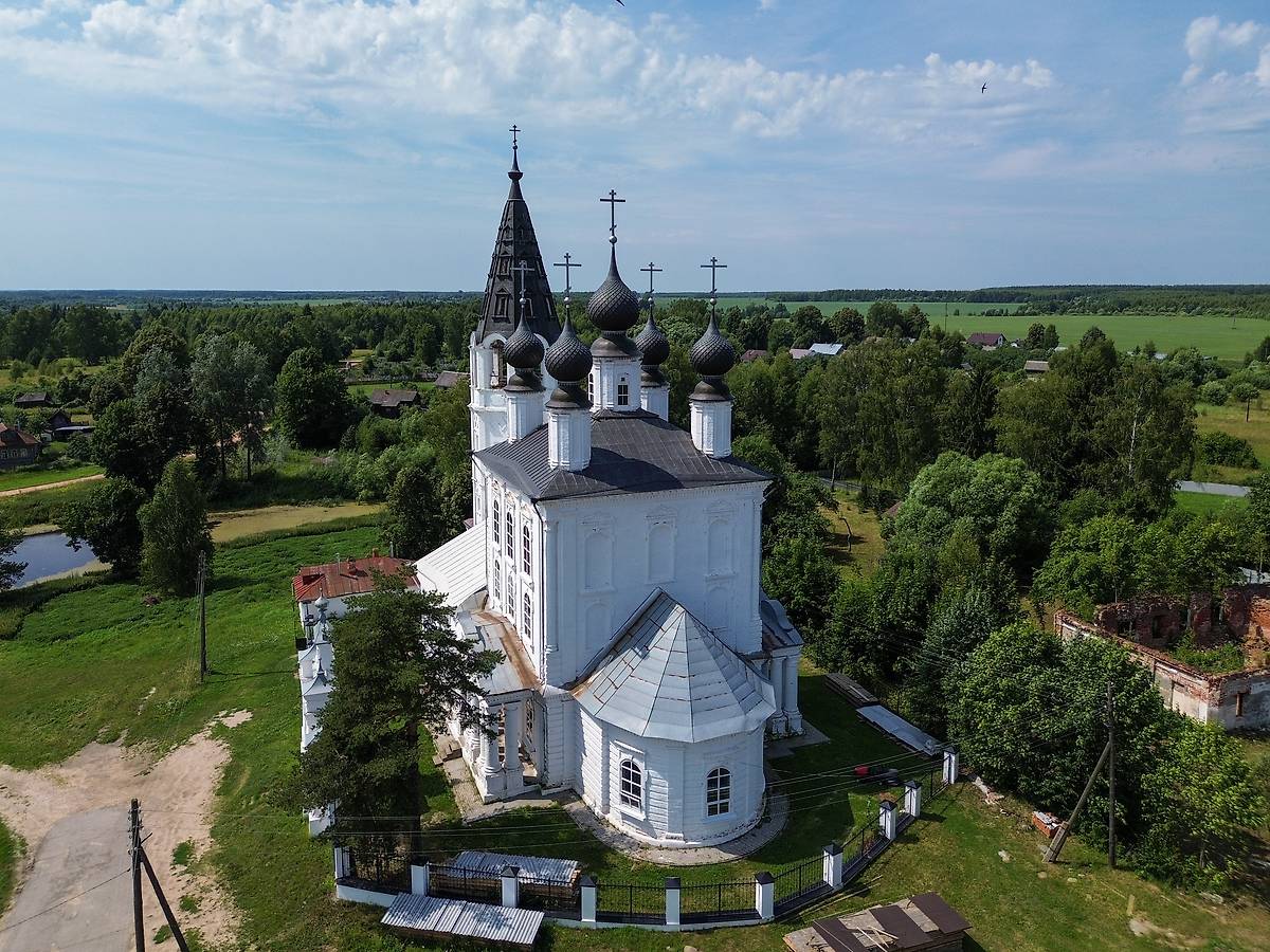 фасады. Церковь иконы Божией Матери "Знамение", Красное (Палехский район, Ивановская область)