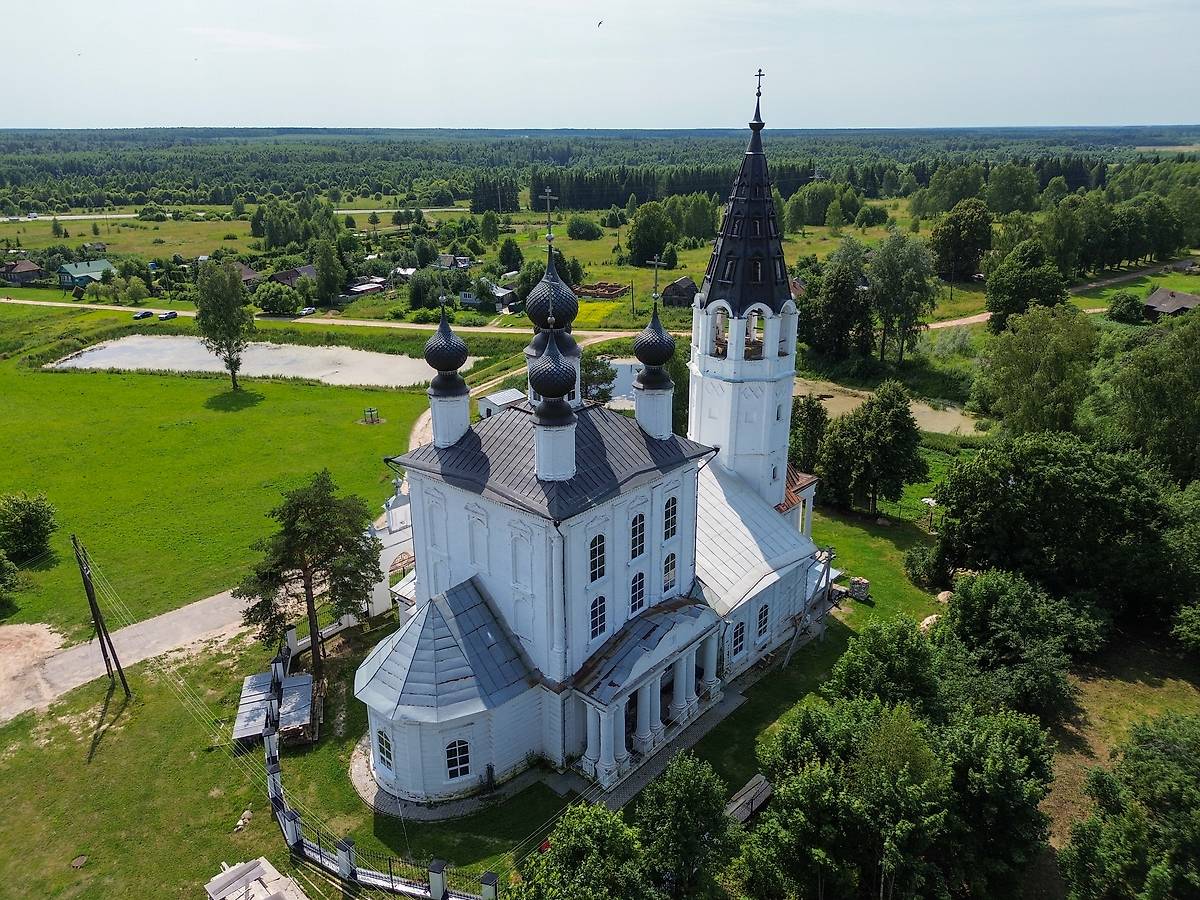 фасады. Церковь иконы Божией Матери "Знамение", Красное (Палехский район, Ивановская область)