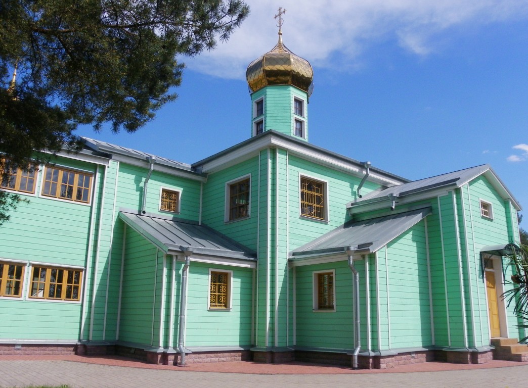 Церковь Серафима Саровского, Каменногорск (Выборгский район, Ленинградская область). фасады