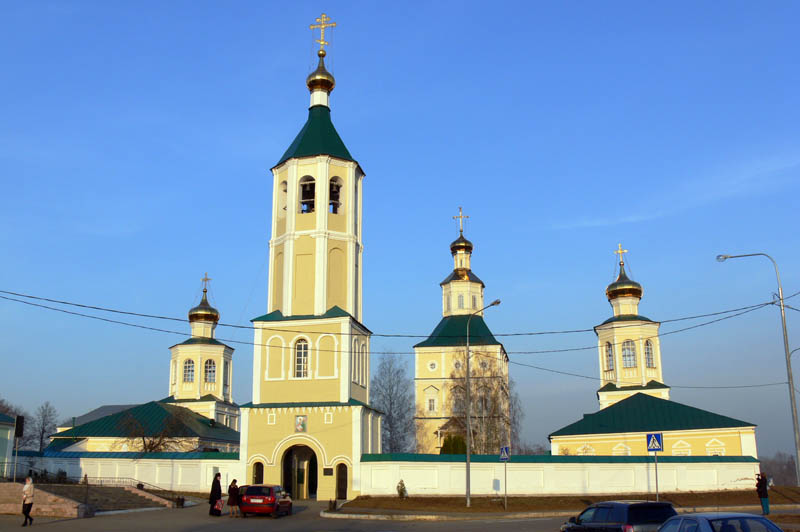 Макаровка. Иоанно-Богословский Макаровский мужской монастырь. общий вид в ландшафте