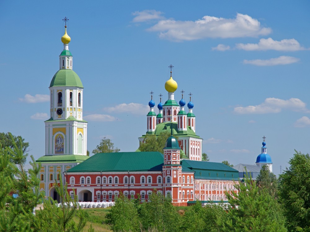 Санаксырь. Рождество-Богородичный Санаксарский мужской монастырь. фасады