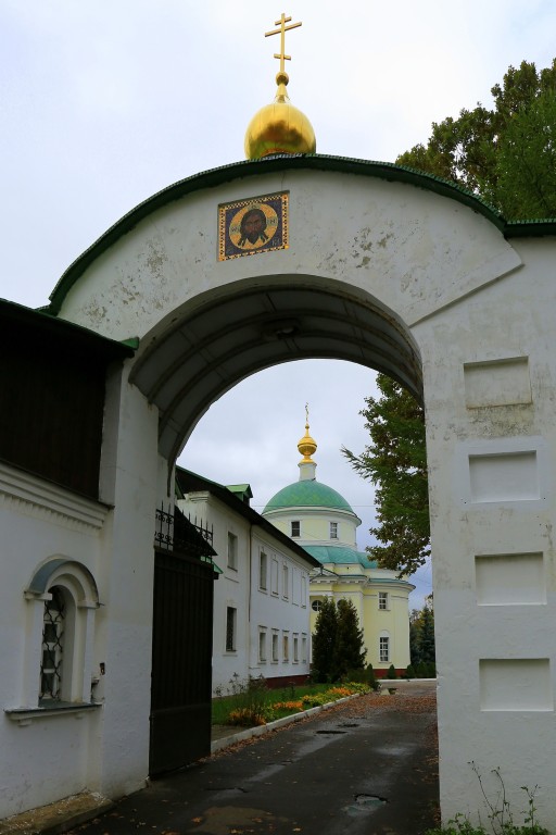 Видное. Екатерининский монастырь. дополнительная информация, Южные ворота