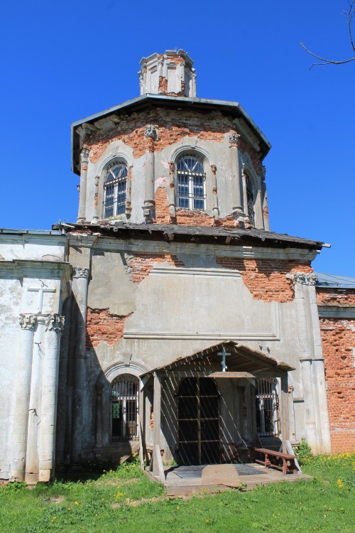 Церковь Казанской иконы Божией Матери, Брыньково (Рузский городской округ, Московская область). архитектурные детали