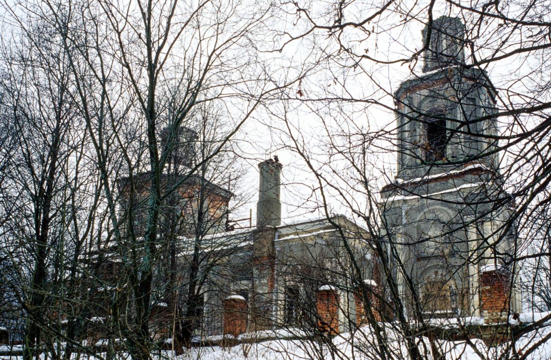 Церковь Казанской иконы Божией Матери, Брыньково (Рузский городской округ, Московская область). фасады