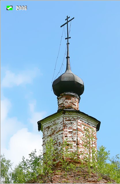 Церковь Воскресения Христова, Листвинский погост, урочище (Гусь-Хрустальный район и г. Гусь-Хрустальный, Владимирская область). архитектурные детали, Глава основного объема