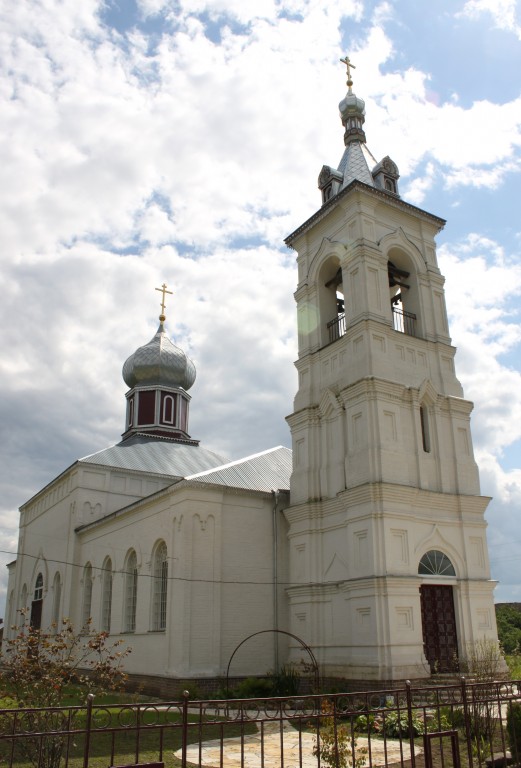 Губцево. Церковь Параскевы Пятницы. фасады, Вид с северо-запада