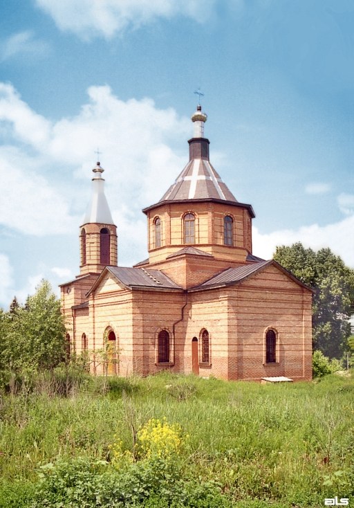 Церковь Иоанна Богослова, Великие Проходы (Харьковский район, Украина, Харьковская область). фасады