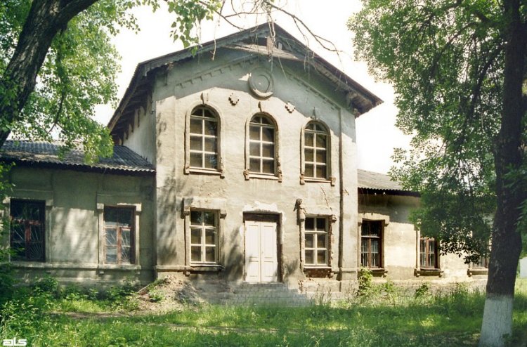 Верхо-Харьковский Николаевский монастырь. Церковь Елены в больничном корпусе, Стрелечья (Харьковский район, Украина, Харьковская область). фасады