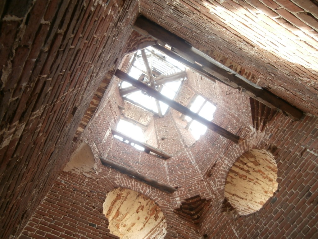 Церковь Николая Чудотворца, Николо-Азясь (Мокшанский район, Пензенская область). интерьер и убранство, Николо-Азясь. Церковь Николая Чудотворца. Внутри колокольни