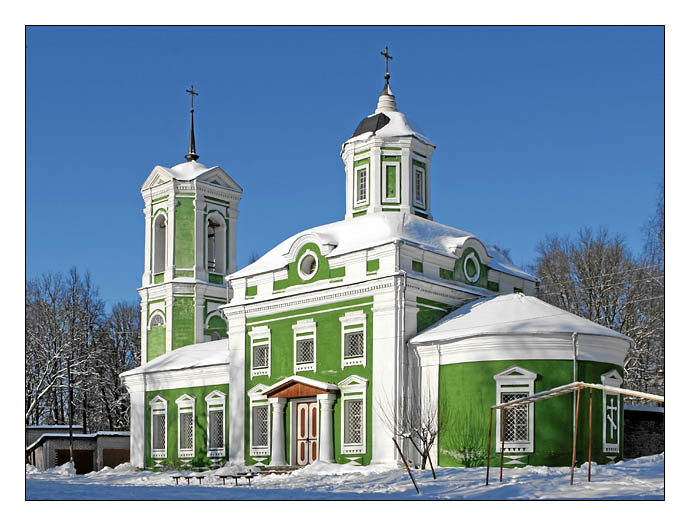 Смоленск. Церковь Георгия Победоносца (Верхне-Георгиевская). общий вид в ландшафте