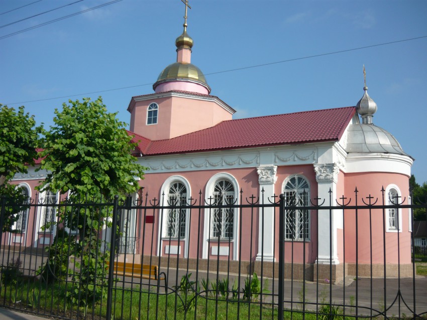 Смоленск. Церковь Иоанна Златоуста в Колодне. общий вид в ландшафте, церковь в Колодне.