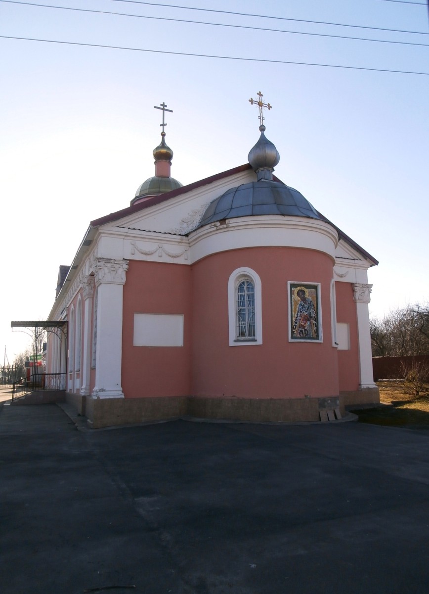 Смоленск. Церковь Иоанна Златоуста в Колодне. фасады