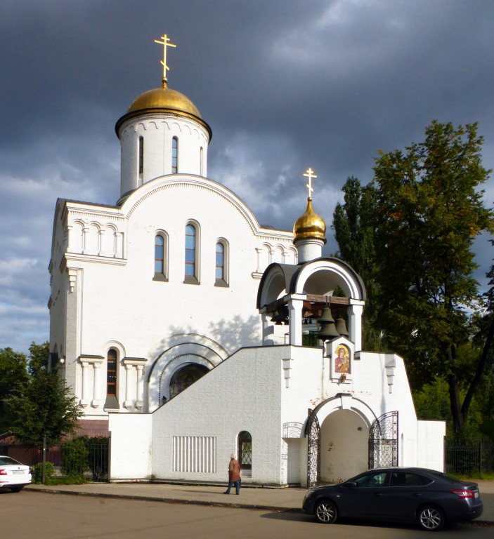 Церковь Преображения Господня (новая), Люберцы (Люберецкий городской округ, гг. Лыткарино, Котельники, Московская область). фасады