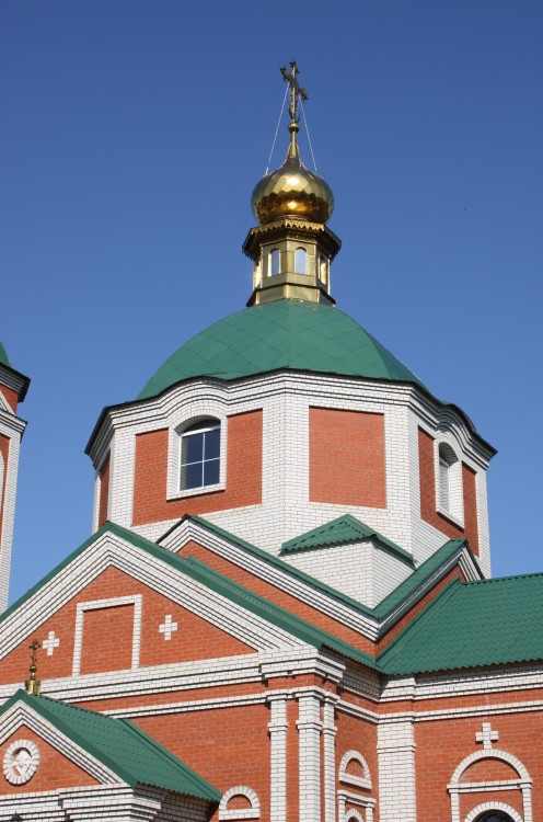 Церковь Покрова Пресвятой Богородицы, Анопино (Гусь-Хрустальный район и г. Гусь-Хрустальный, Владимирская область). архитектурные детали, Завершение основного объема,  вид юго-востока