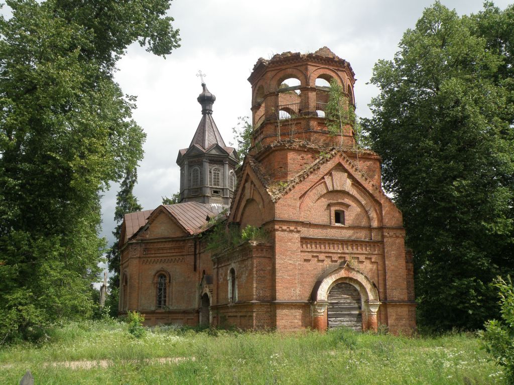 Ктины. Церковь Димитрия Солунского. 