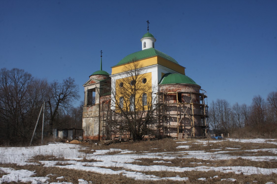 Набережная Слобода. Церковь Успения Пресвятой Богородицы. фасады