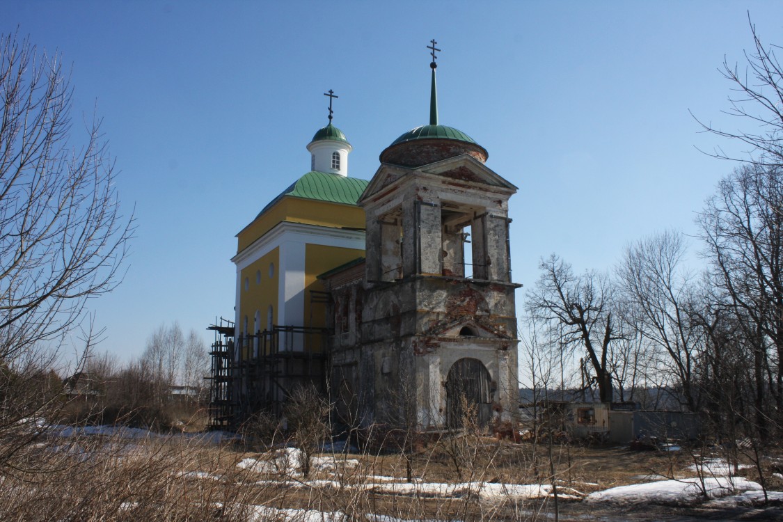 Церковь Успения Пресвятой Богородицы, Набережная Слобода (Наро-Фоминский городской округ, Московская область). фасады