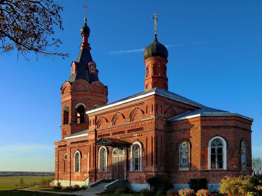 Дуброво. Церковь Димитрия Солунского. фасады