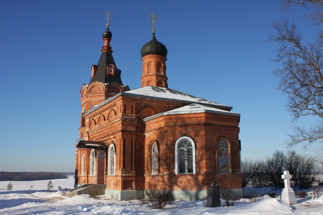 Дуброво. Церковь Димитрия Солунского. фасады