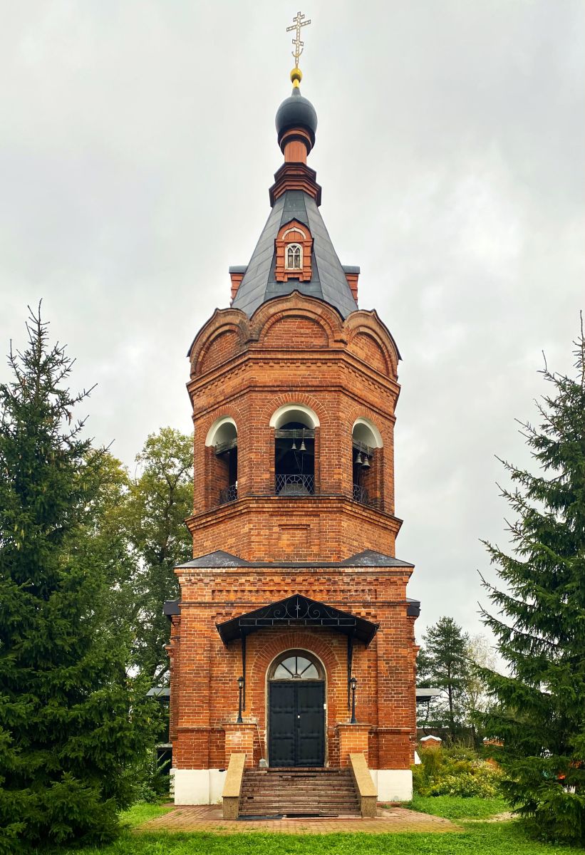Дуброво. Церковь Димитрия Солунского. фасады, Вид с запада