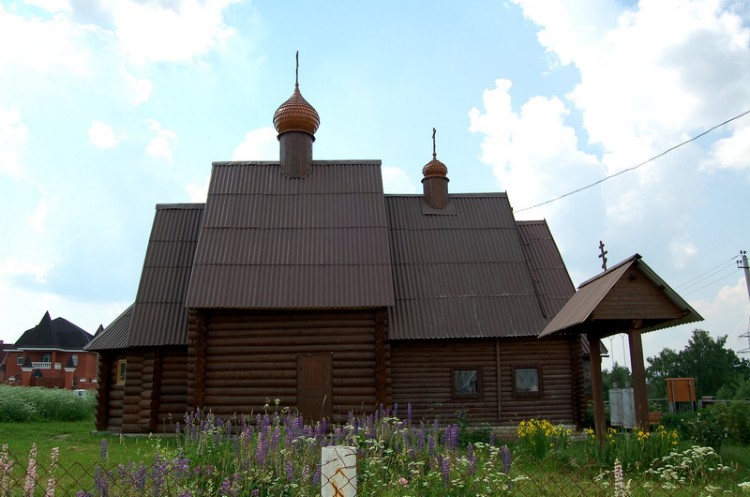 Рузино. Церковь Покрова Пресвятой Богородицы (временная). фасады