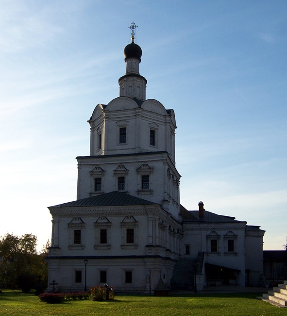 Таганский. Спасо-Андроников монастырь. Церковь Михаила Архангела. фасады