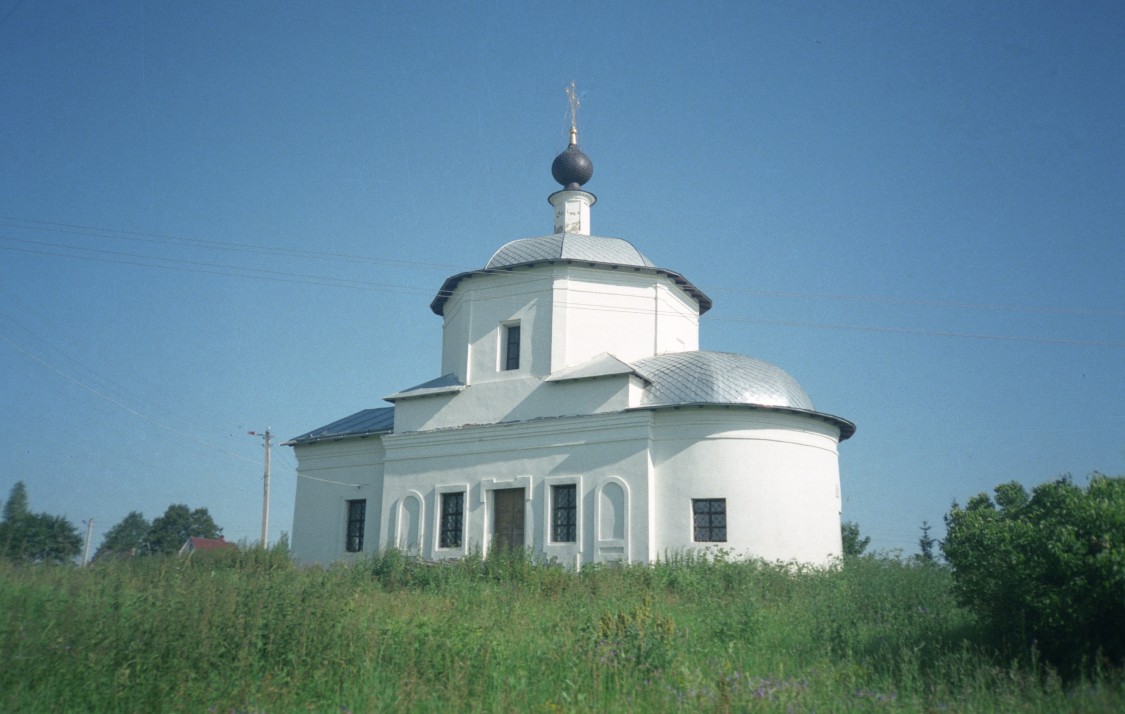 Церковь Космы и Дамиана, Беницы (Боровский район, Калужская область). фасады