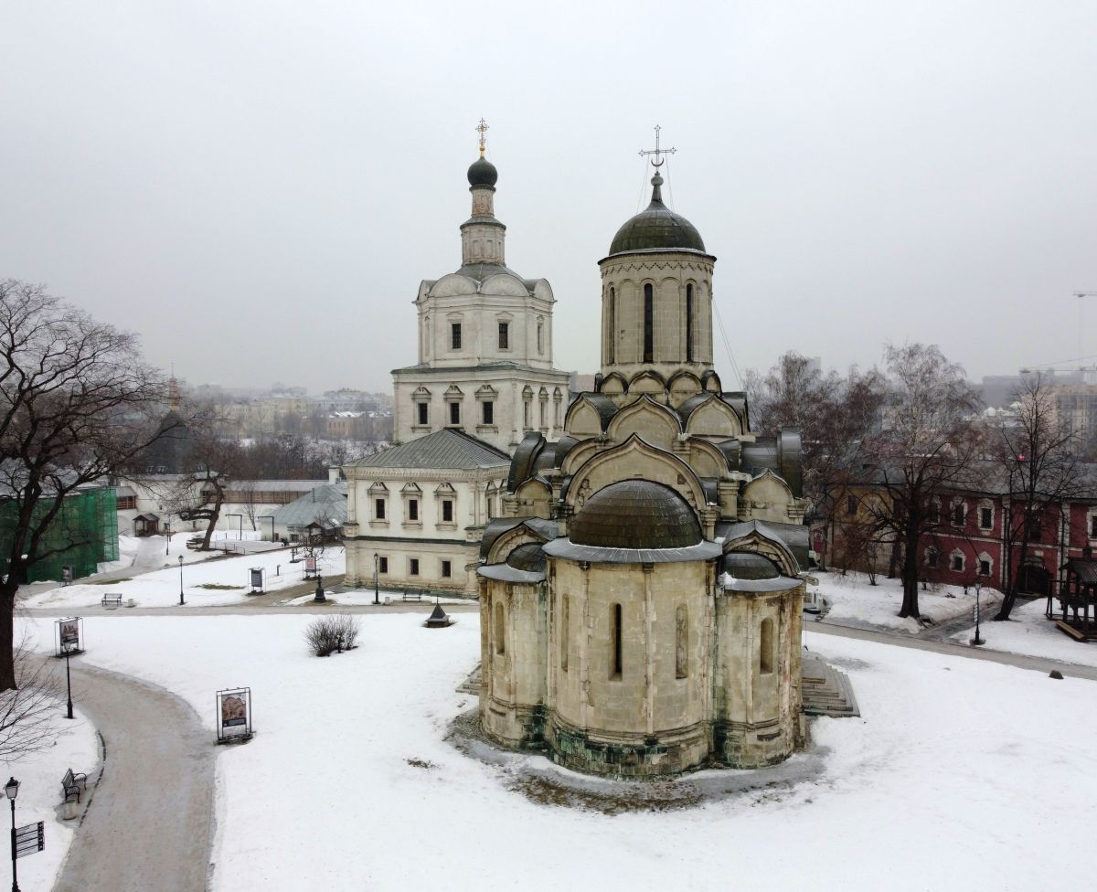 Спасо-Андроников монастырь. Собор Спаса Нерукотворного Образа, Таганский (Центральный административный округ (ЦАО), г. Москва). общий вид в ландшафте