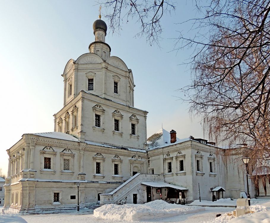 Таганский. Спасо-Андроников монастырь. Церковь Михаила Архангела. фасады