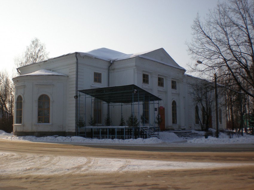 Церковь Екатерины, Крестцы (Крестецкий район, Новгородская область). фасады