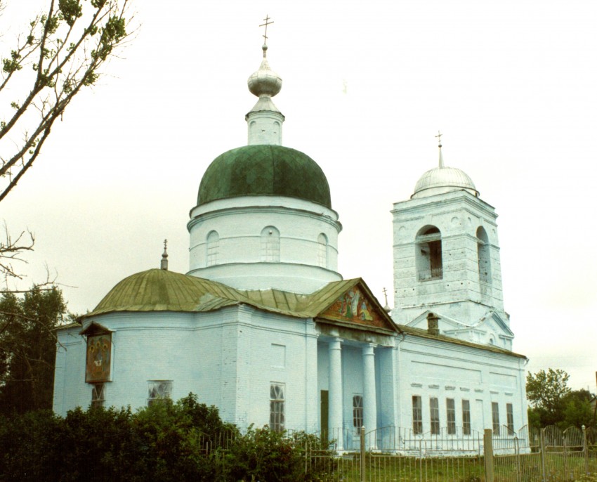 Дуброво. Церковь Троицы Живоначальной. фасады, северо-восточный фасад
