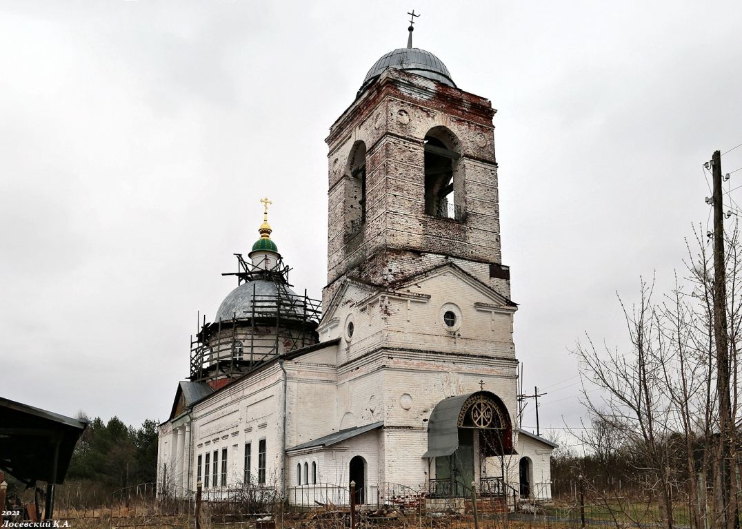 Дуброво. Церковь Троицы Живоначальной. фасады, Вид с запада