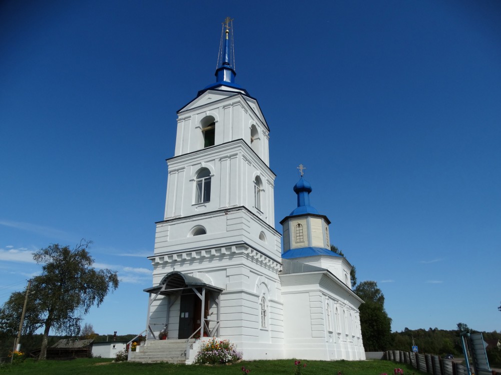 Церковь Александра Невского, Яжелбицы (Валдайский район, Новгородская область). фасады
