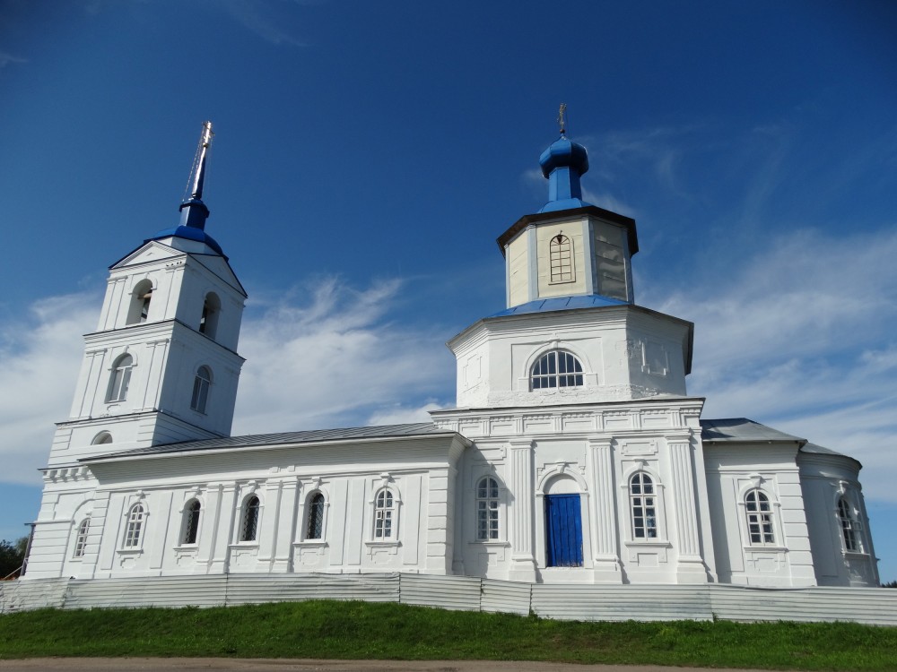 Церковь Александра Невского, Яжелбицы (Валдайский район, Новгородская область). фасады