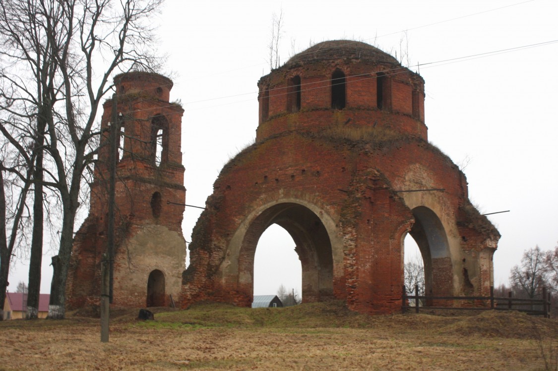Церковь Николая Чудотворца, Милятино (Барятинский район, Калужская область). фасады
