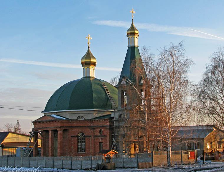 Церковь Воздвижения Креста Господня (новая), Новосёловка (Харьковский район, Украина, Харьковская область). фасады