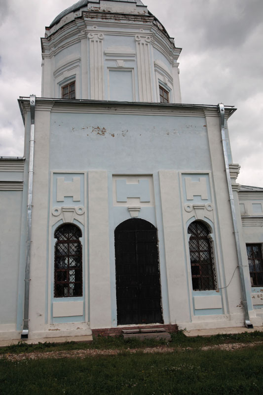 Брынь. Церковь Рождества Пресвятой Богородицы. архитектурные детали