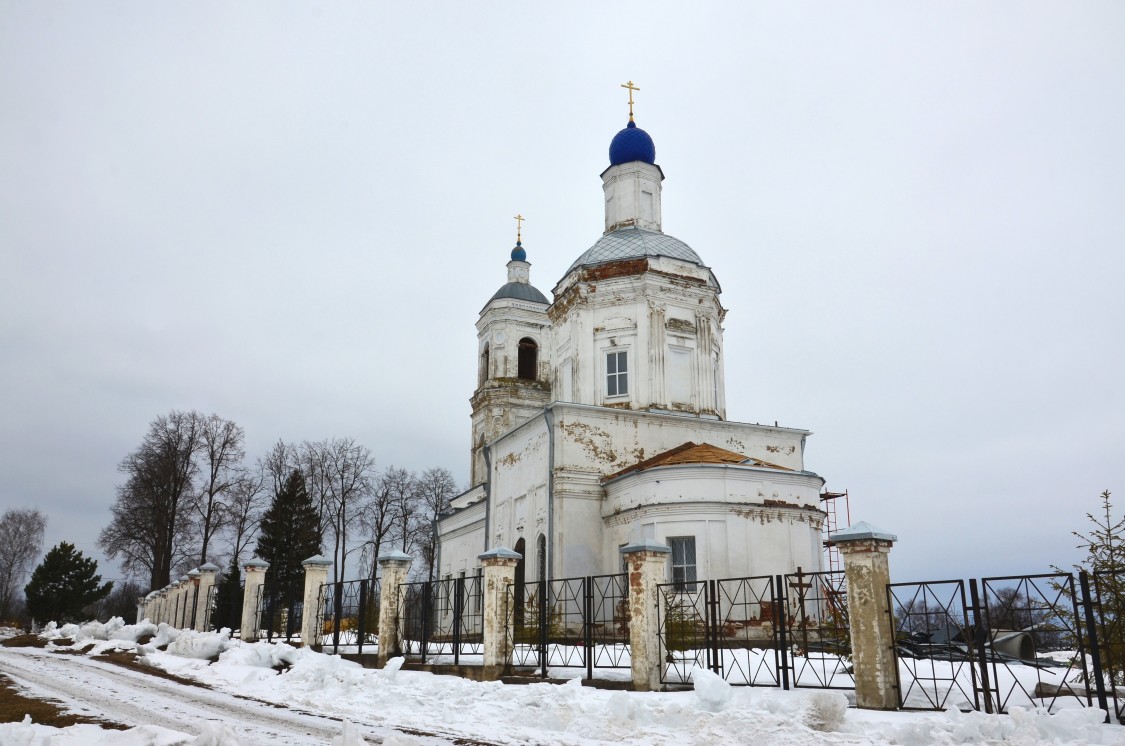 Церковь Рождества Пресвятой Богородицы, Брынь (Сухиничский район, Калужская область). фасады