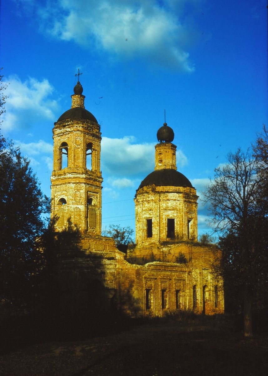 Церковь Рождества Пресвятой Богородицы, Брынь (Сухиничский район, Калужская область). фасады