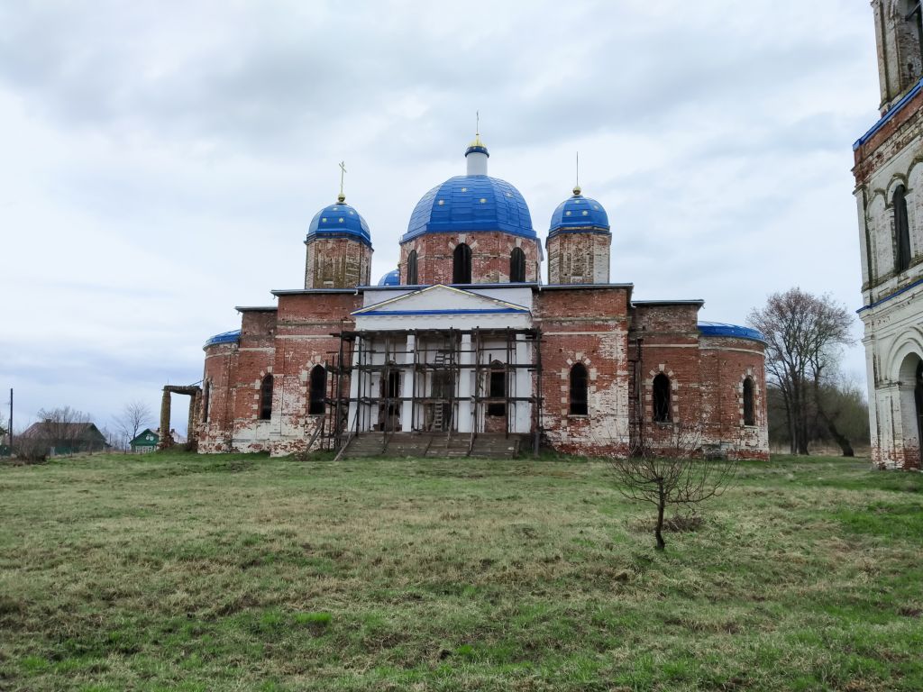 Церковь Успения Пресвятой Богородицы, Успенский Погост (Вязниковский район, Владимирская область). фасады