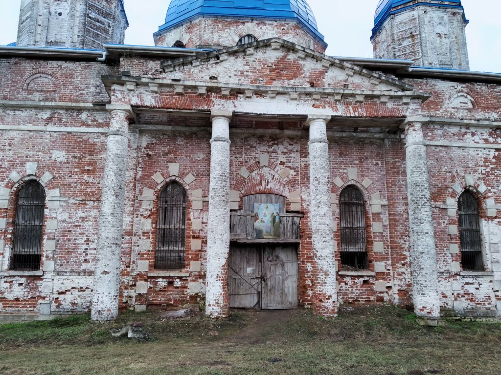 Церковь Успения Пресвятой Богородицы, Успенский Погост (Вязниковский район, Владимирская область). архитектурные детали