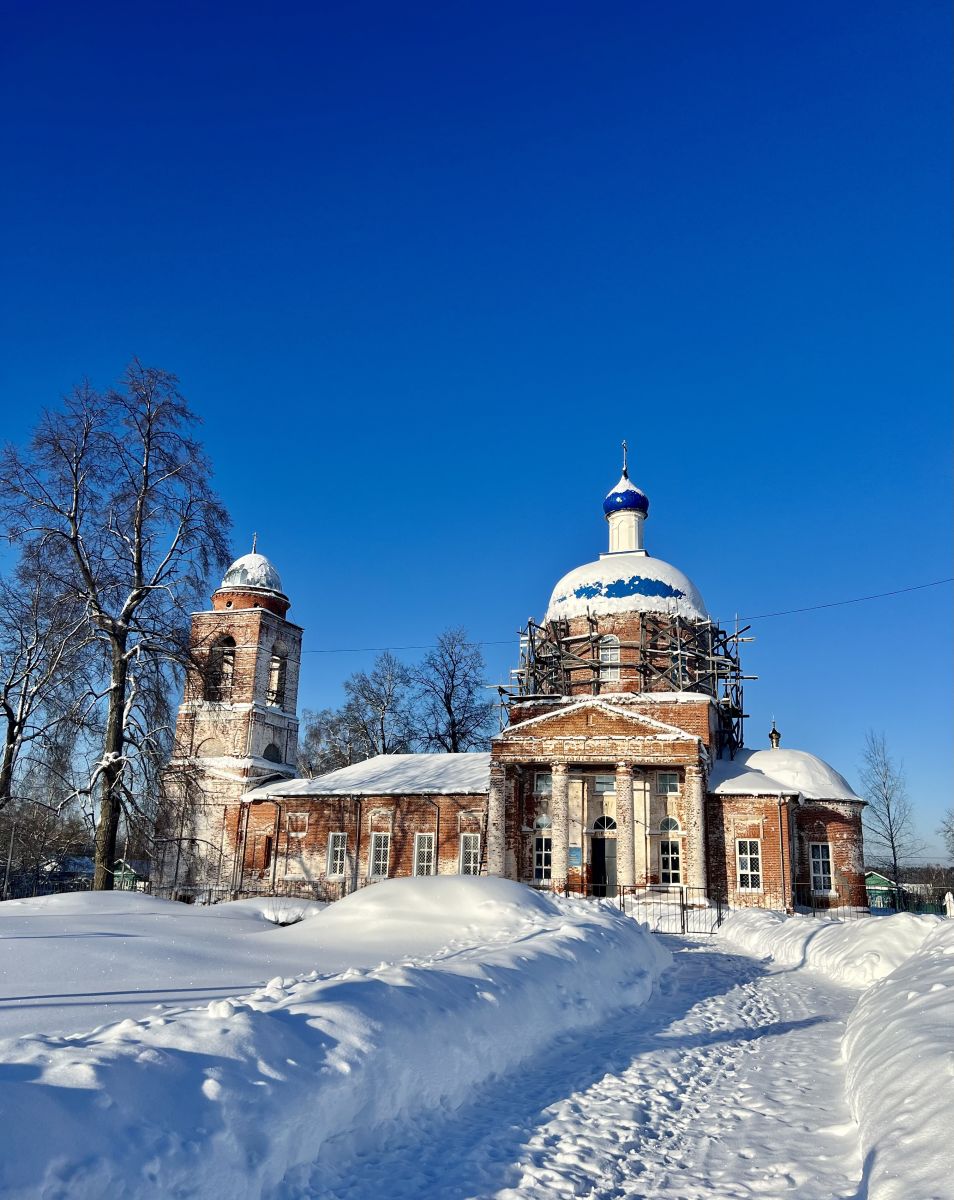 Гришино. Церковь Покрова Пресвятой Богородицы. фасады