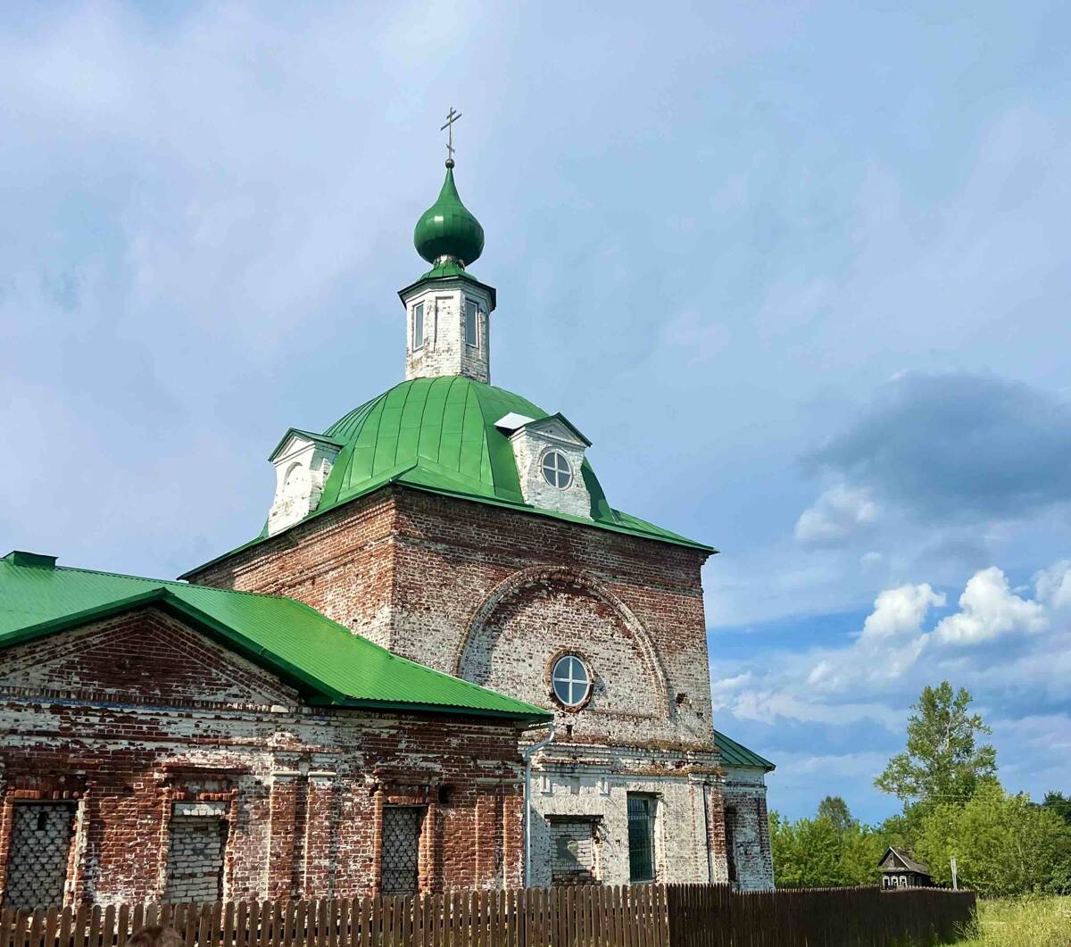Церковь Сергия Радонежского, Сергиевы Горки (Вязниковский район, Владимирская область). архитектурные детали