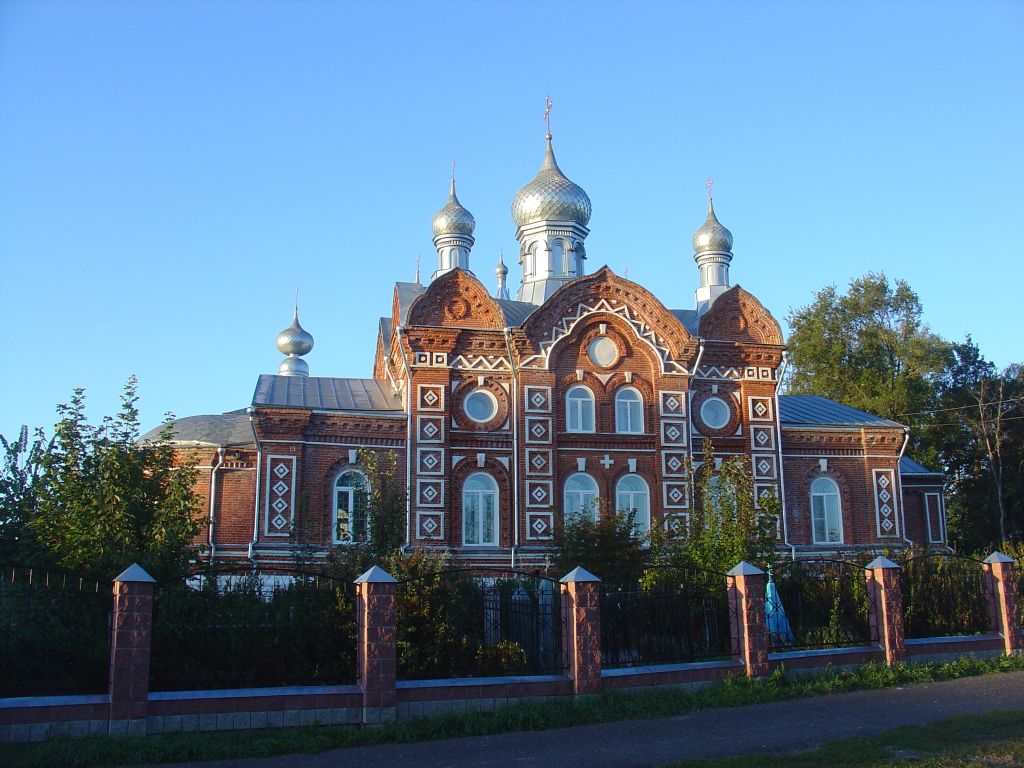 Тимирязево. Церковь Троицы Живоначальной. фасады