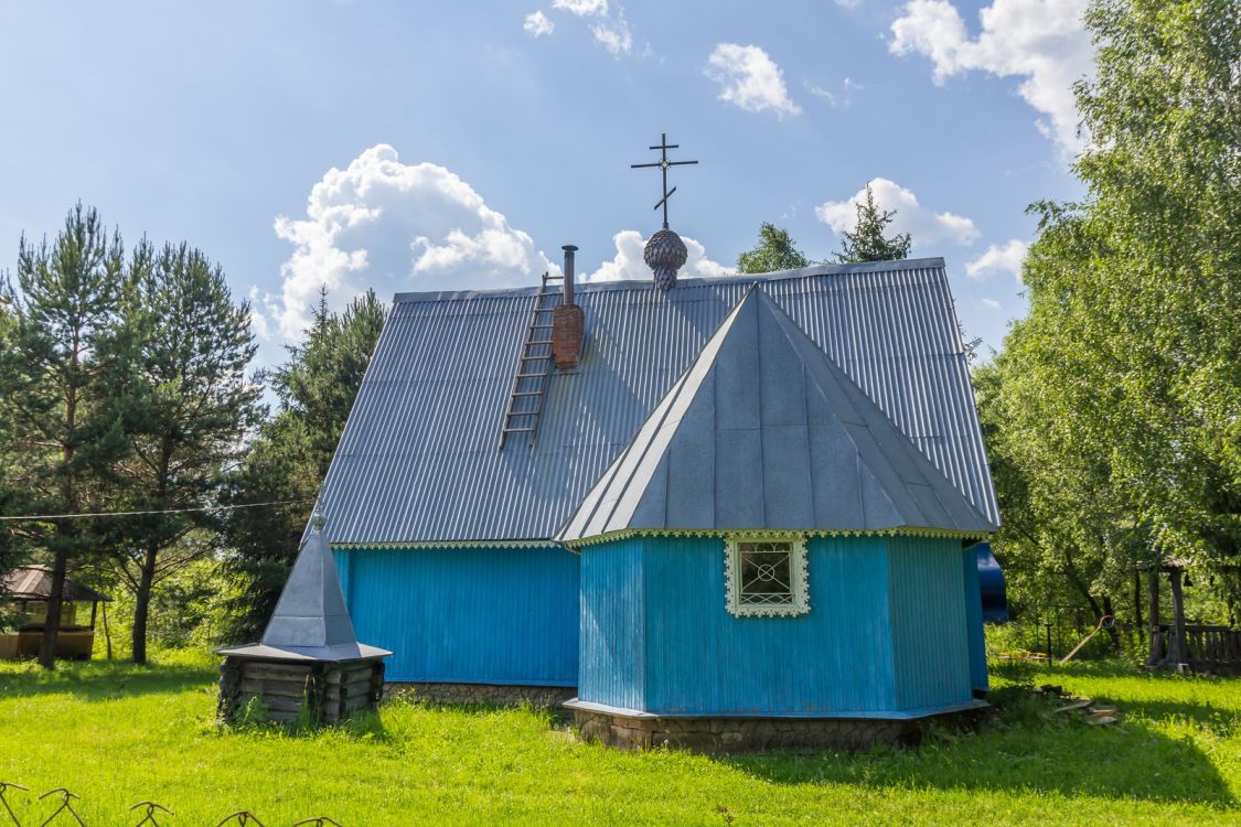 Церковь Воздвижения Креста Господня, Мелихово (Чеховский городской округ, Московская область). фасады, Вид с востока