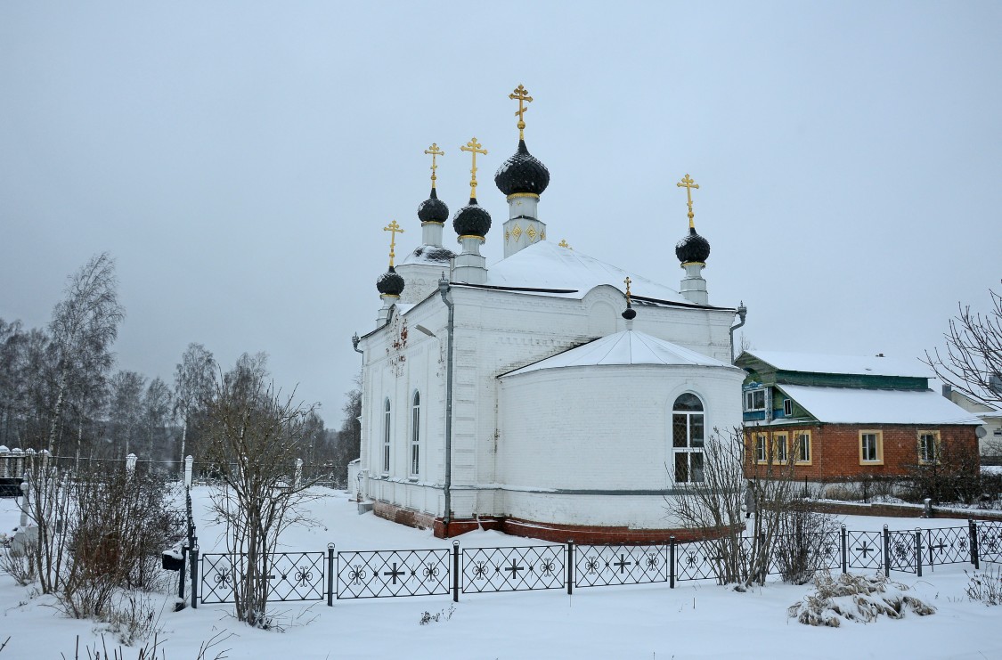 Красное-на-Волге. Церковь Всех Святых. художественные фотографии