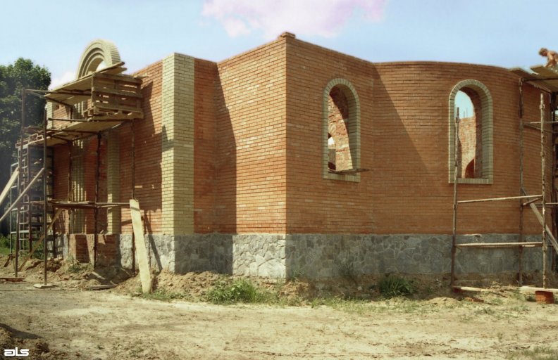 Церковь Покрова Пресвятой Богородицы, Коротыч (Харьковский район, Украина, Харьковская область). документальные фотографии, Строящийся новый храм.