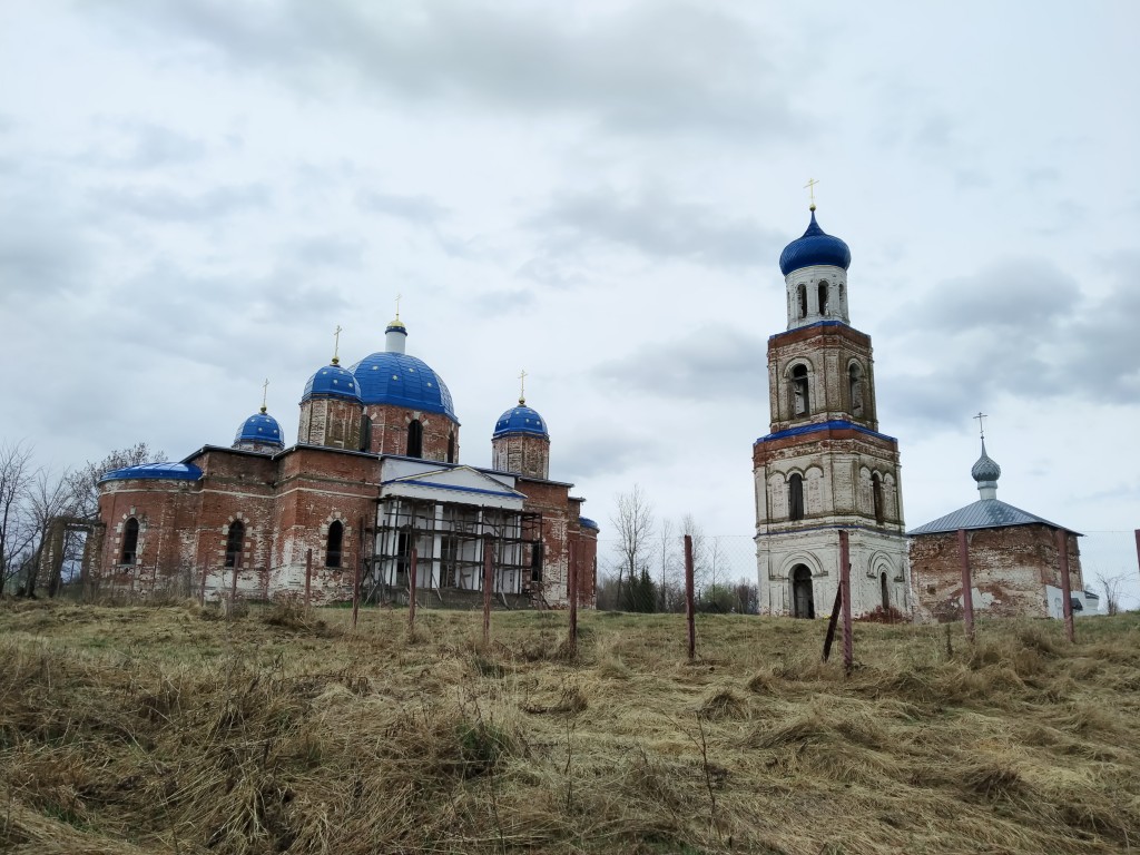 Храмовый комплекс Успенского погоста, Успенский Погост (Вязниковский район, Владимирская область). фасады