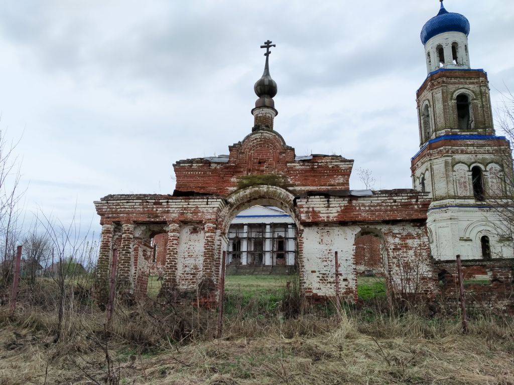 Храмовый комплекс Успенского погоста, Успенский Погост (Вязниковский район, Владимирская область). архитектурные детали, ворота 